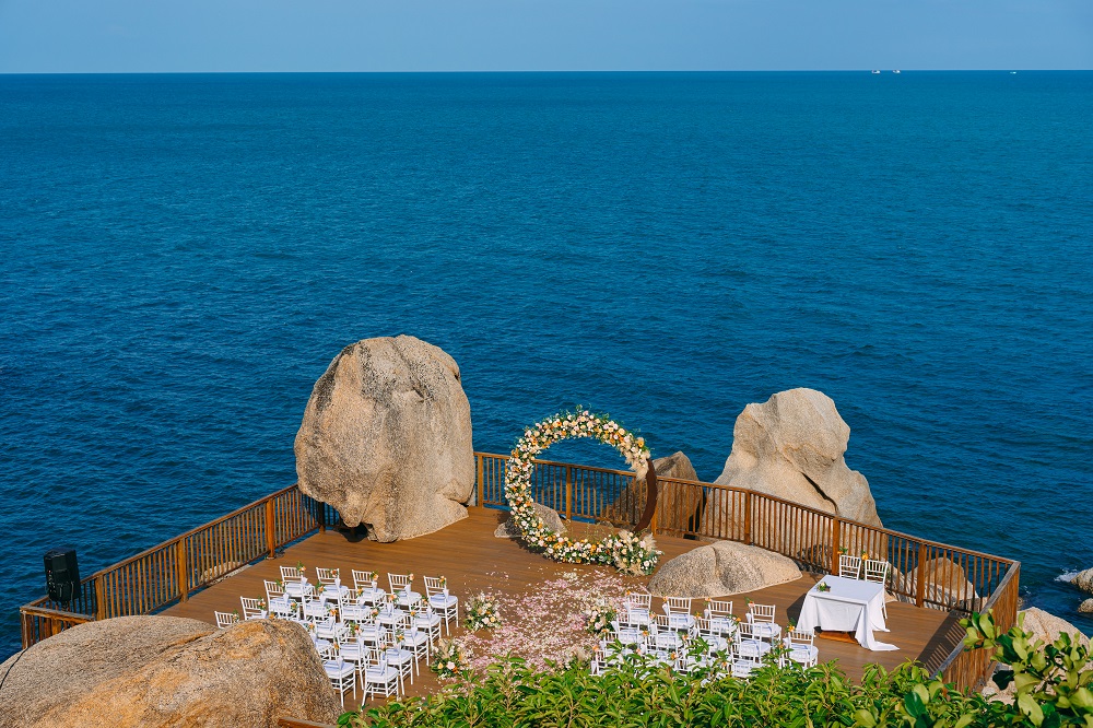 elevated wedding ceremony setting at Silavadee with sea views